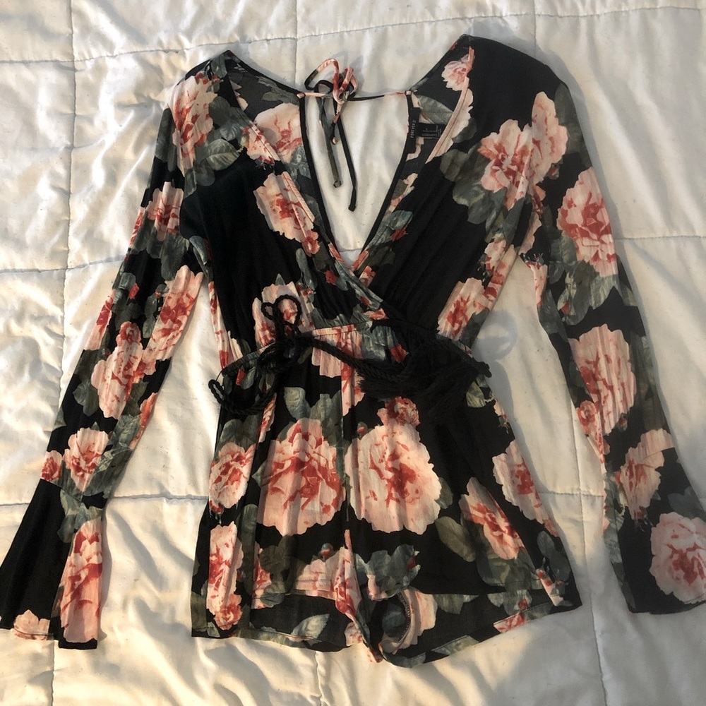 Small Forever 21 long sleeve floral romper